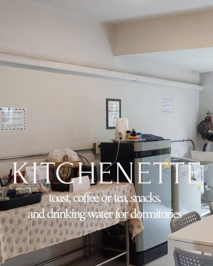 Happynest Hostel Chiang Rai Bagian luar foto